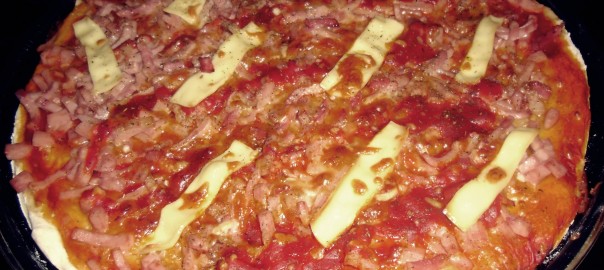 pizza-de-jamón-y-bacon